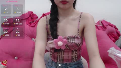 Xine online show from 09-19-25, 02:13