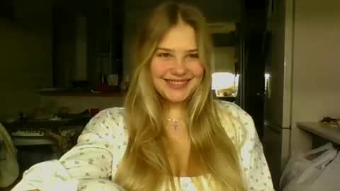 Snapshot of miya_a1 chatting on 12-01-24, 08:20 miya_a1 online show from 12-01-24, 08:20