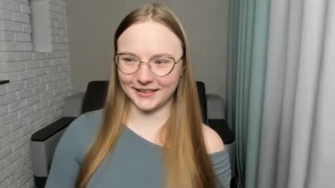 Miya online show from 01-09-25, 01:24