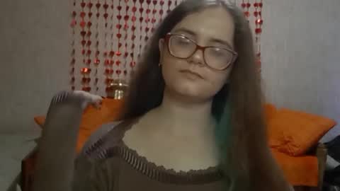 Snapshot of miyabe chatting on 02-15-26, 07:51 Milana online show from 02-15-26, 07:51