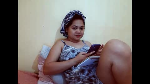 Cutiepie online show from 03-11-25, 05:49