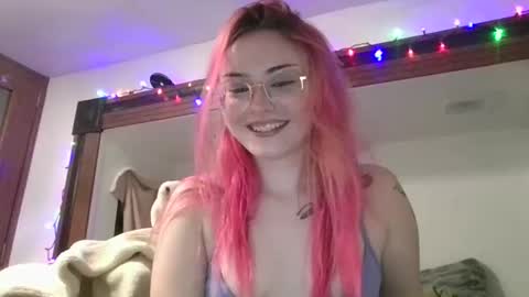 Snapshot of mjandkt chatting on 12-17-25, 05:13 mjandkt online show from 12-17-25, 05:13