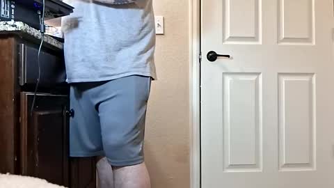 hoodyhoo online show from 03-31-26, 06:30