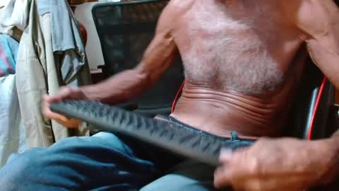 Snapshot of mjmadurengue chatting on 01-23-25, 04:52 Mario jose online show from 01-23-25, 04:52