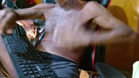 Snapshot of mjmadurengue chatting on 01-26-25, 02:56 Mario jose online show from 01-26-25, 02:56