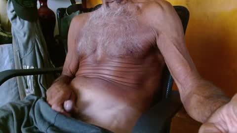 Snapshot of mjmadurengue chatting on 02-09-25, 08:13 Mario jose online show from 02-09-25, 08:13