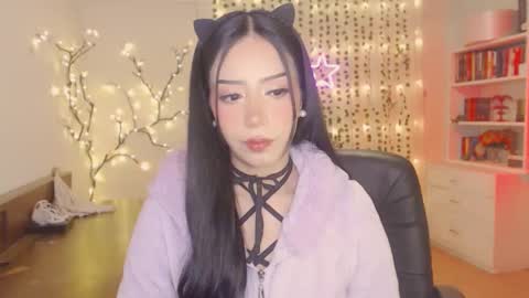 Alice online show from 02-08-25, 01:32