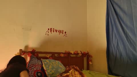 MoonLipson online show from 11-20-25, 12:44