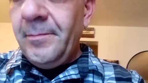 Snapshot of mlovato81435143 chatting on 12-16-24, 07:00 HungHandsomeSquirter online show from 12-16-24, 07:00