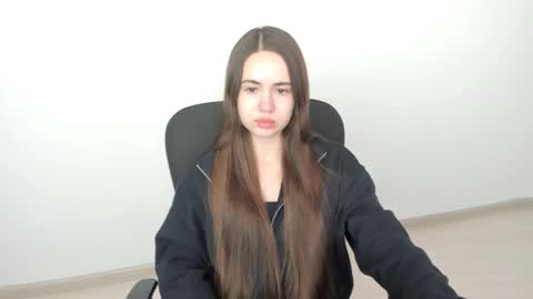 Snapshot of mmm_bananaa_ chatting on 12-07-24, 05:31 Beata online show from 12-07-24, 05:31