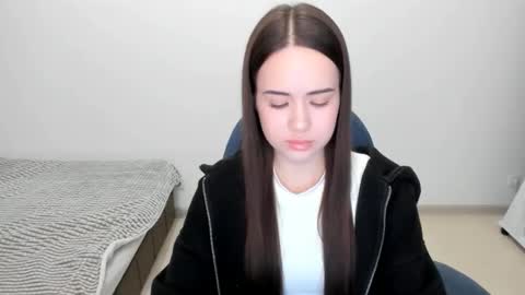 Snapshot of mmm_bananaa_ chatting on 01-21-25, 05:20 Beata online show from 01-21-25, 05:20