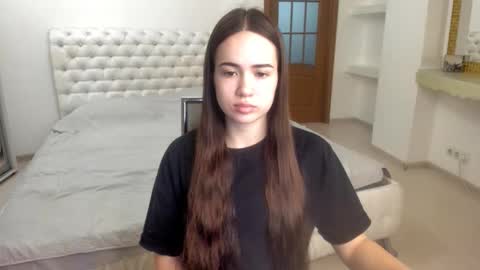 Snapshot of mmm_bananaa_ chatting on 01-30-25, 06:54 Beata online show from 01-30-25, 06:54
