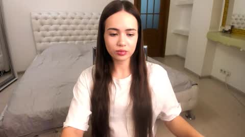 Snapshot of mmm_bananaa_ chatting on 02-10-25, 07:07 Beata online show from 02-10-25, 07:07