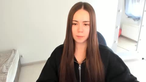 Snapshot of mmm_bananaa_ chatting on 02-16-25, 12:32 Beata online show from 02-16-25, 12:32