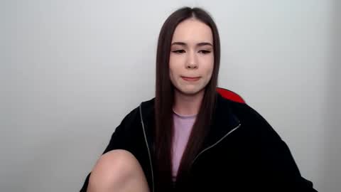 Snapshot of mmm_bananaa_ chatting on 02-25-25, 06:31 Beata online show from 02-25-25, 06:31