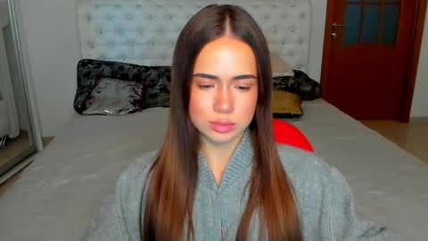 Snapshot of mmm_bananaa_ chatting on 11-15-25, 11:51 Beata online show from 11-15-25, 11:51