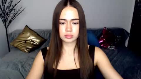 Snapshot of mmm_bananaa_ chatting on 12-05-25, 08:38 Beata online show from 12-05-25, 08:38