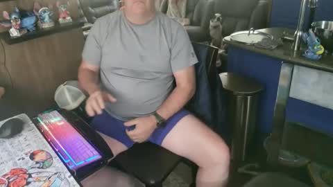 mmmthatsfunnn online show from 04-14-26, 10:38