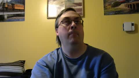 Snapshot of mmr45 chatting on 02-18-25, 11:19 mmr45 online show from 02-18-25, 11:19