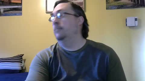 Snapshot of mmr45 chatting on 03-01-25, 12:39 mmr45 online show from 03-01-25, 12:39