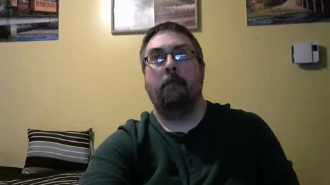 Snapshot of mmr45 chatting on 11-02-25, 03:31 mmr45 online show from 11-02-25, 03:31