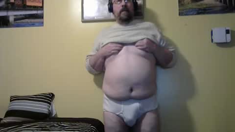 Snapshot of mmr45 chatting on 11-17-25, 04:18 mmr45 online show from 11-17-25, 04:18