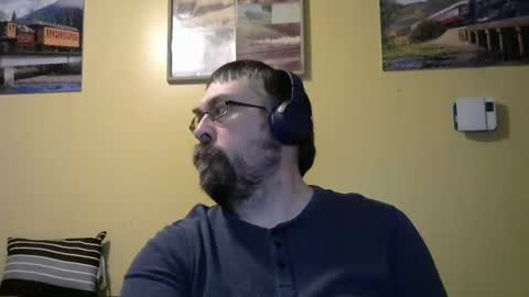 Snapshot of mmr45 chatting on 12-02-25, 05:02 mmr45 online show from 12-02-25, 05:02