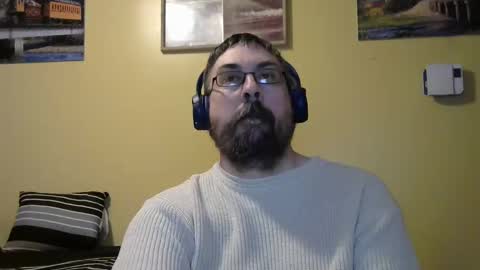 Snapshot of mmr45 chatting on 12-03-25, 05:26 mmr45 online show from 12-03-25, 05:26