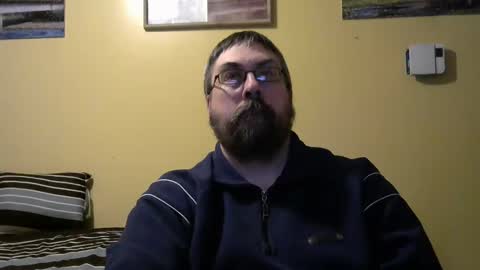 Snapshot of mmr45 chatting on 12-04-25, 06:12 mmr45 online show from 12-04-25, 06:12