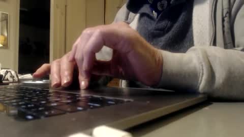 Snapshot of mmythmaker chatting on 01-16-26, 10:19 mmythmaker online show from 01-16-26, 10:19