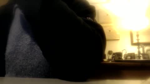 Snapshot of mmythmaker chatting on 02-14-26, 09:50 mmythmaker online show from 02-14-26, 09:50