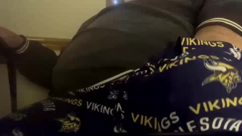 mnguy19726969 online show from 01-05-25, 02:19