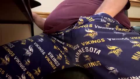 mnguy19726969 online show from 09-11-25, 04:51