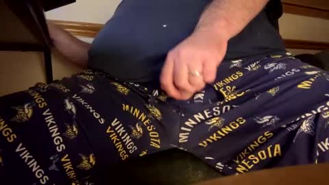 mnguy19726969 online show from 09-17-25, 05:20