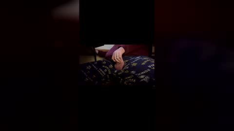 mnguy19726969 online show from 12-02-25, 06:41