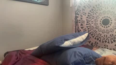 MNTuiLa online show from 02-15-25, 03:39