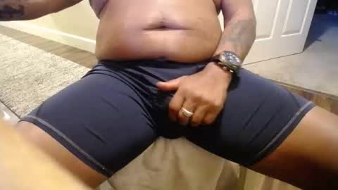 Snapshot of mobydick61 chatting on 10-21-25, 09:43 mobydick61 online show from 10-21-25, 09:43