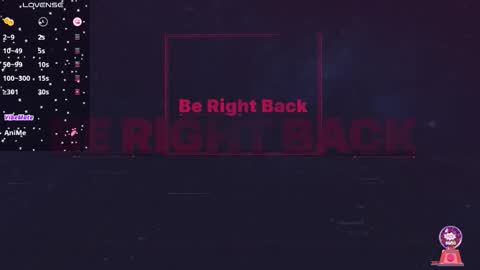 Snapshot of mochamami420 chatting on 10-31-25, 10:44 NynaStax online show from 10-31-25, 10:44