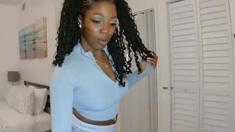 Snapshot of mochamimi chatting on 01-13-25, 02:50 Mocha BDAY JAN 13 online show from 01-13-25, 02:50