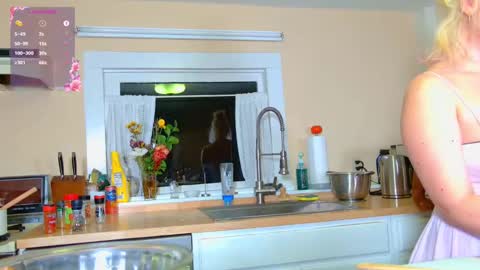 Snapshot of mochamimi chatting on 03-07-25, 01:53 Mocha BDAY JAN 13 online show from 03-07-25, 01:53