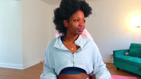 Snapshot of mochamimi chatting on 10-24-25, 06:04 Mocha BDAY JAN 13 online show from 10-24-25, 06:04