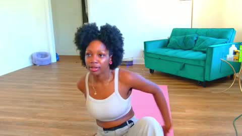 Snapshot of mochamimi chatting on 10-25-25, 02:13 Mocha BDAY JAN 13 online show from 10-25-25, 02:13