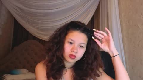 Snapshot of moco_choco chatting on 09-17-25, 01:29 moco_choco online show from 09-17-25, 01:29