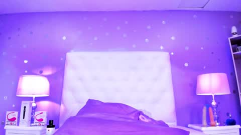 Sophia  online show from 02-05-25, 07:53