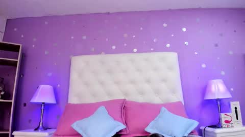 Sophia  online show from 12-20-25, 07:32