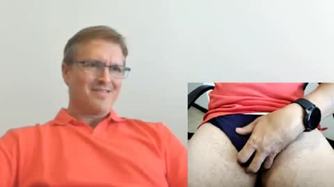 Snapshot of moe_001 chatting on 02-17-25, 06:59 Moe online show from 02-17-25, 06:59