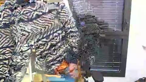 Snapshot of moi9876543210 chatting on 02-13-26, 11:28 Julien online show from 02-13-26, 11:28