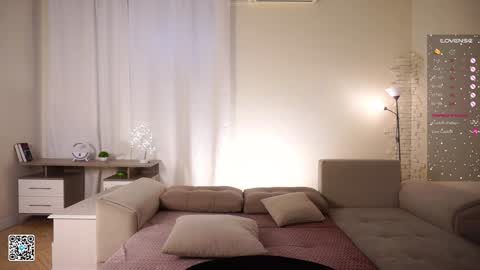 Diana online show from 01-29-25, 01:07