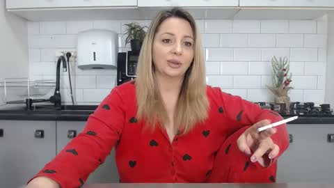 erika online show from 02-16-25, 08:54