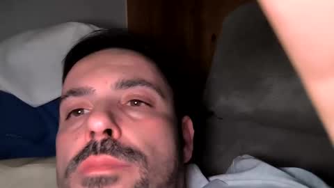 Snapshot of moli792 chatting on 02-15-26, 01:35 moli792 online show from 02-15-26, 01:35